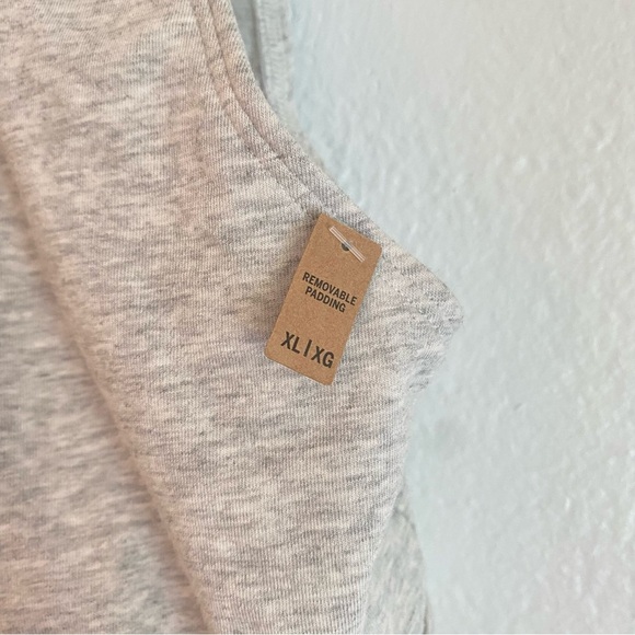 PINK Victoria's Secret‎ Gray Bra - Picture 3 of 5